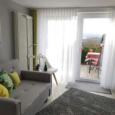 Gaestezimmer-apartment Heidi Hoenl *