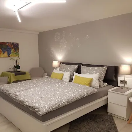Apartmán Gaestezimmer-apartment Heidi Hoenl